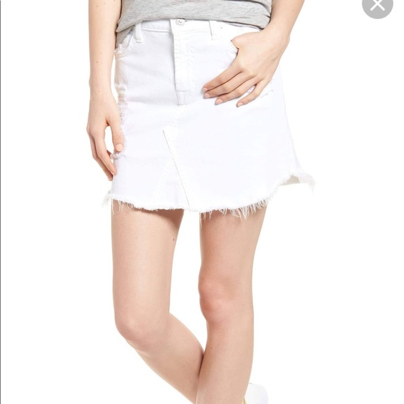NWT Distressed Frayed White Denim Jean Skirt 25 runs large - Picture 3 of 7